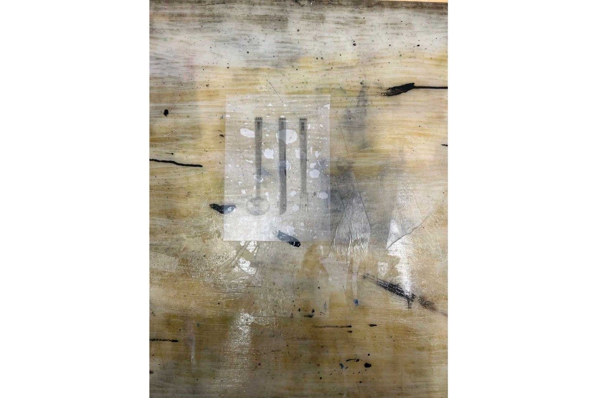 Holzbrett mit Abdruck von Wiener Werkstätte Besteck