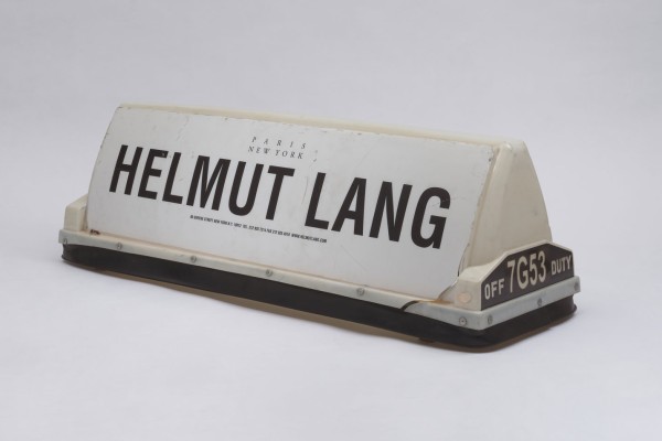 New York Taxi Top mit Schriftzug HELMUT LANG